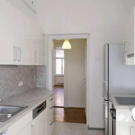 Noor - Downtown - Free Parking & Near Messe